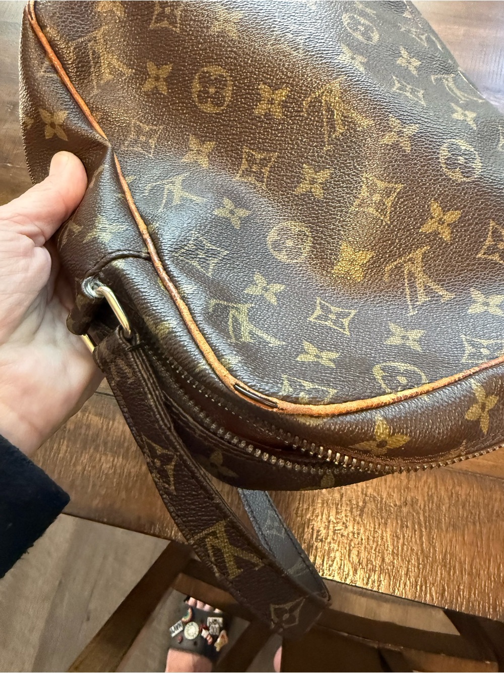 Louis Vuitton Monogram Crossbody Bag - Picture 5 of 12
